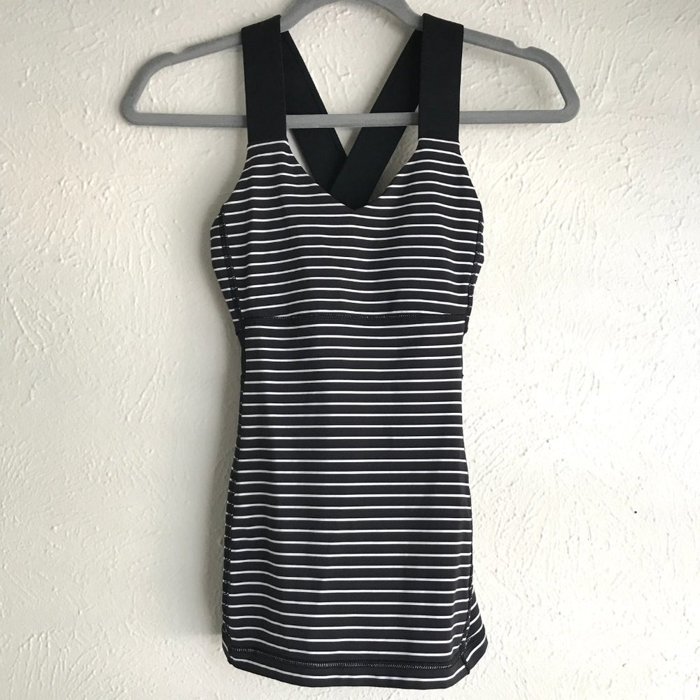 3/$25 Lululemon Black White Stripe Cross Back Workout AthleticTop